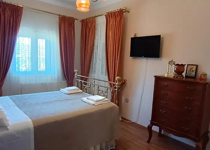 Corfu Town 'panoramic View House'